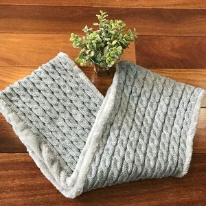 Women’s Circle Knit Neck Thick Gray scarf🎀